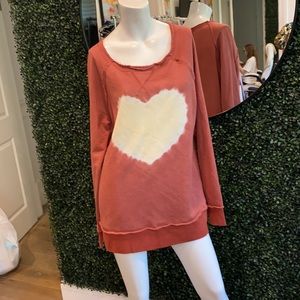 ALLEN ALLEN HEART SWEATSHIRT SUPER SOFT SIZE MEDIUM
